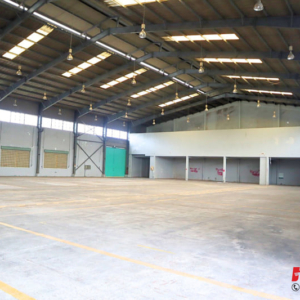 Kho hàng diện tích 2006m2 3