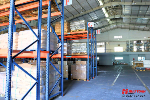 Đánh giá dịch vụ qua vị trí, chất lượng, an ninh, giá cả