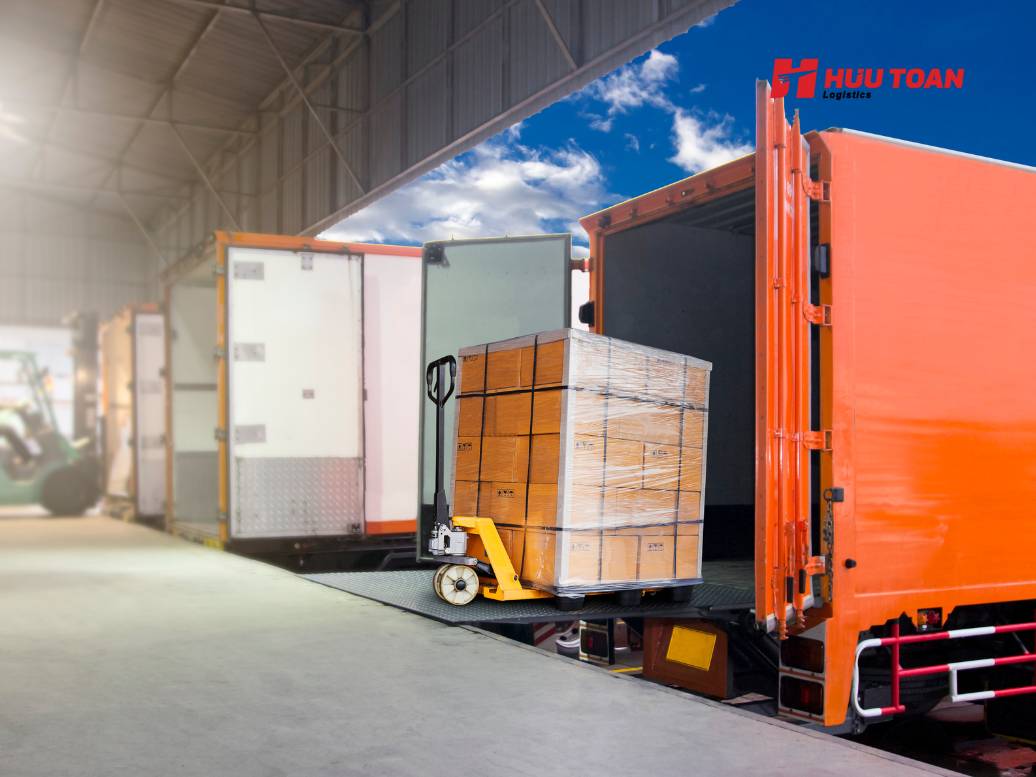 Dịch vụ giao nhận hàng hóa logistics trọn gói chuyên nghiệp cho doanh nghiệp Các yếu tố quan trọng cần xem xét khi lựa chọn đơn vị cung cấp dịch vụ giao nhận hàng hóa logistics uy tín cho doanh nghiệp