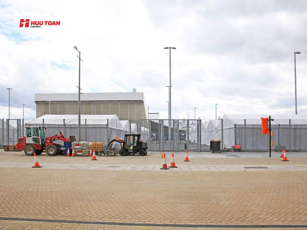 Dịch vụ cân xe tải và những chi phí “ẩn” khi thuê kho ít ai để ý Khi nào doanh nghiệp cần ưu tiên lựa chọn kho có dịch vụ cân xe tải để đảm bảo hiệu quả vận hành và kiểm soát chi phí