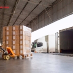 Phương tiện vận chuyển hàng hóa ảnh hưởng như thế nào đến hiệu quả vận hành kho? Tác động của phương tiện vận chuyển hàng hóa đến tốc độ xử lý đơn hàng và hiệu quả vận hành kho bãi
