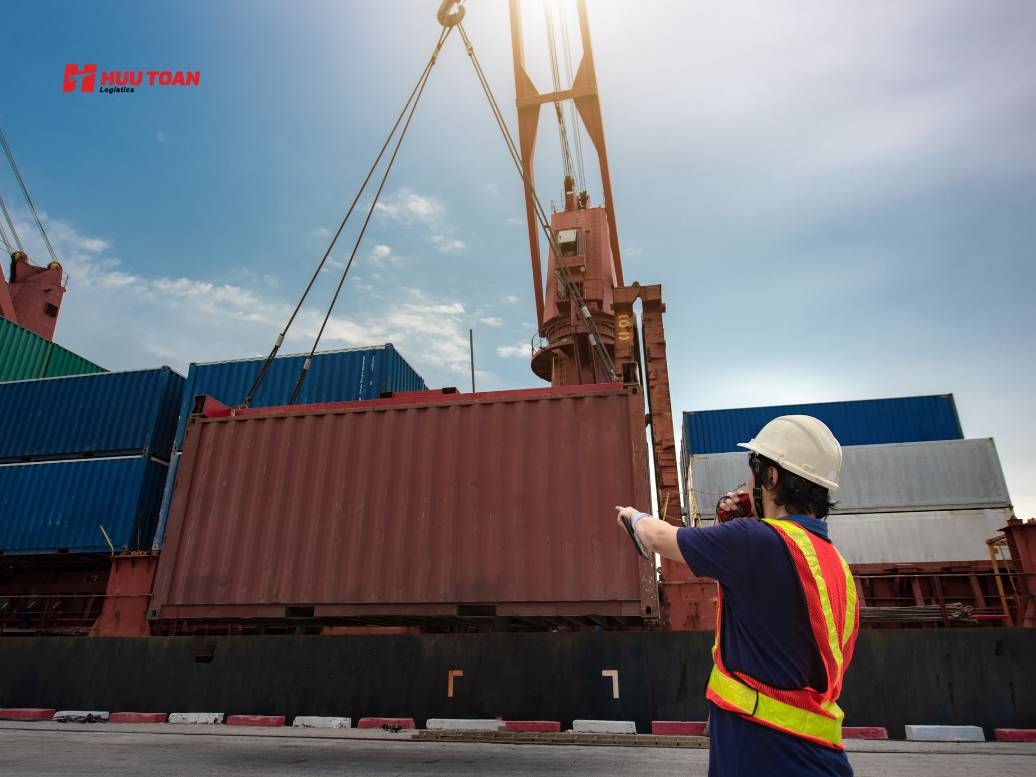 Chức năng của vận đơn đường biển và vai trò trong quản lý chứng từ logistics Những thông tin quan trọng trên vận đơn đường biển doanh nghiệp cần kiểm tra trước khi hàng cập cảng
