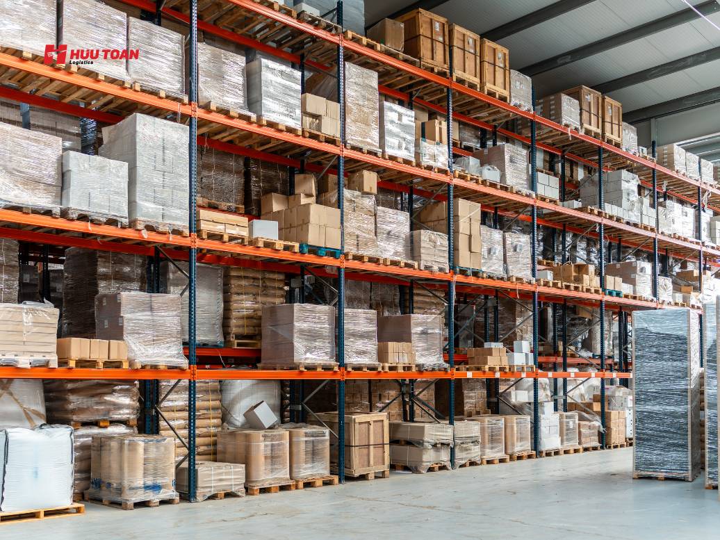 Cách xây dựng quy trình sắp xếp hàng hóa trong kho hiệu quả từ A-Z Cách ứng dụng công nghệ vào quy trình sắp xếp hàng hóa trong kho để nâng cao hiệu quả quản lý và tối ưu vận hành